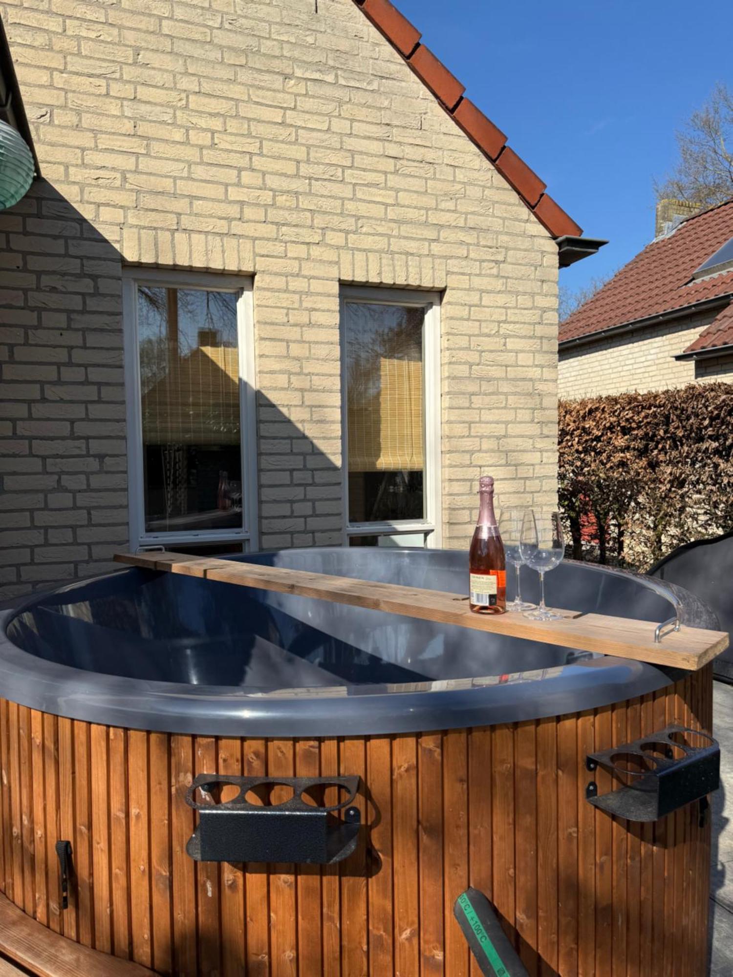 Wellness Huisje 52 Ewijk Εξωτερικό φωτογραφία